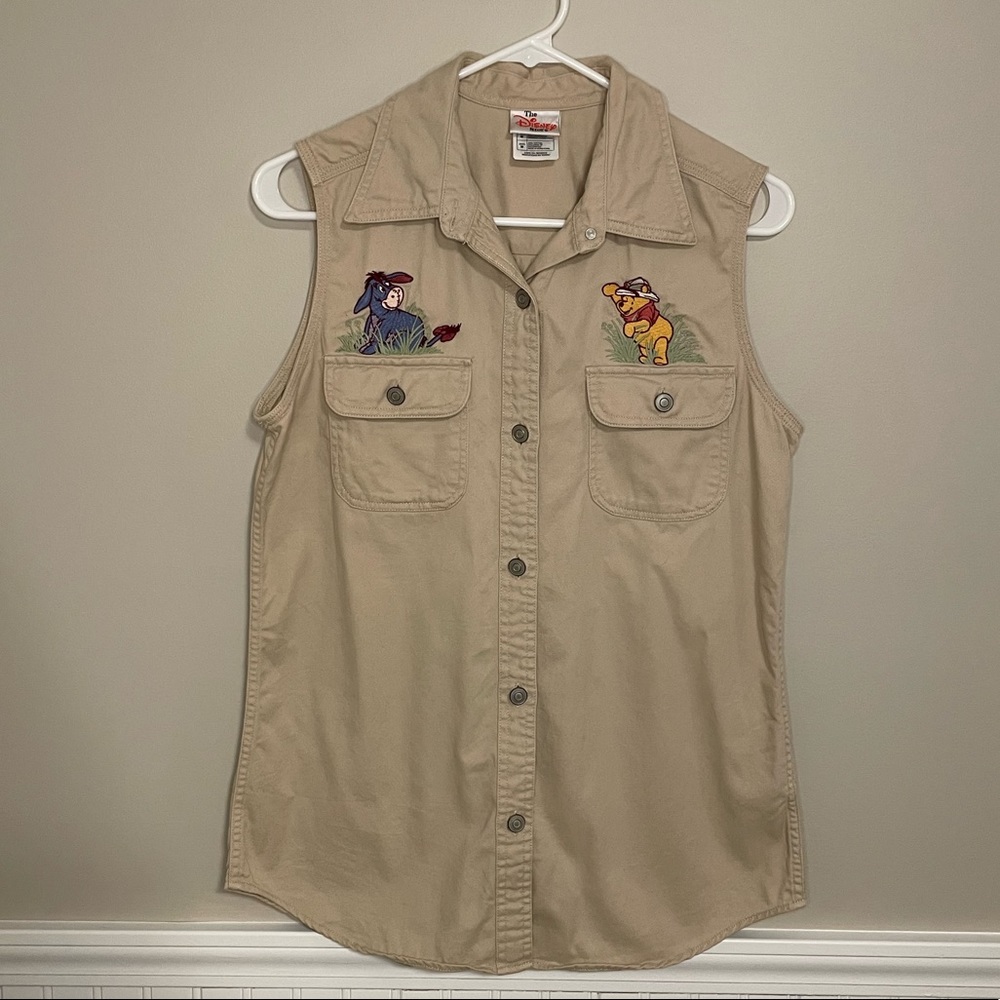 Vintage Disney Store Winnie the Pooh Sleeveless Button Down Medium